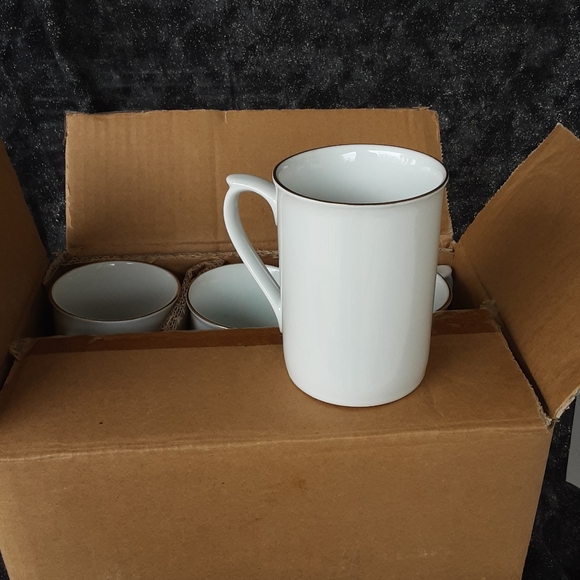 Sold - Set of 6 Porcelain Mugs - Picture 2 of 5